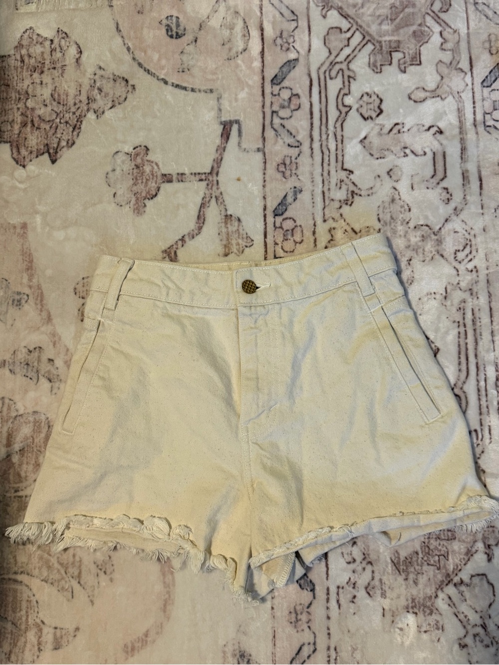 Women’s Cream Denim shorts